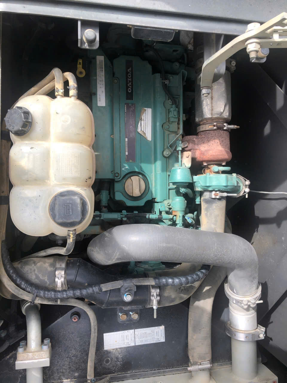 Máy đào bánh lốp Volvo EW140 (2017) - ảnh 3